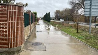 Chalet  Valladolid. Se vende vivienda mas bodega con magnífica parcela en tudela de