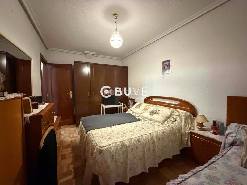 Foto a58231f8-6c2e-439e-8194-4ac416cb4e01. Pis amb calefacció a La Vega - La Sal León