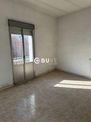 Casa  N/a. Se vende casa de dos plantas en pilas a reformar