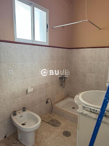Foto c5254588-2a25-46f1-a080-060199fdad78. Casa a Pilas