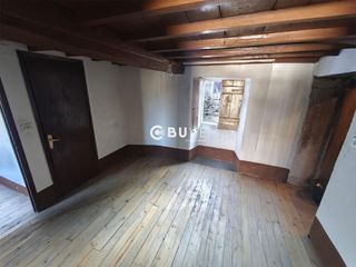 Haus  Herbogo. Se vende casa de 2 plantas en rois