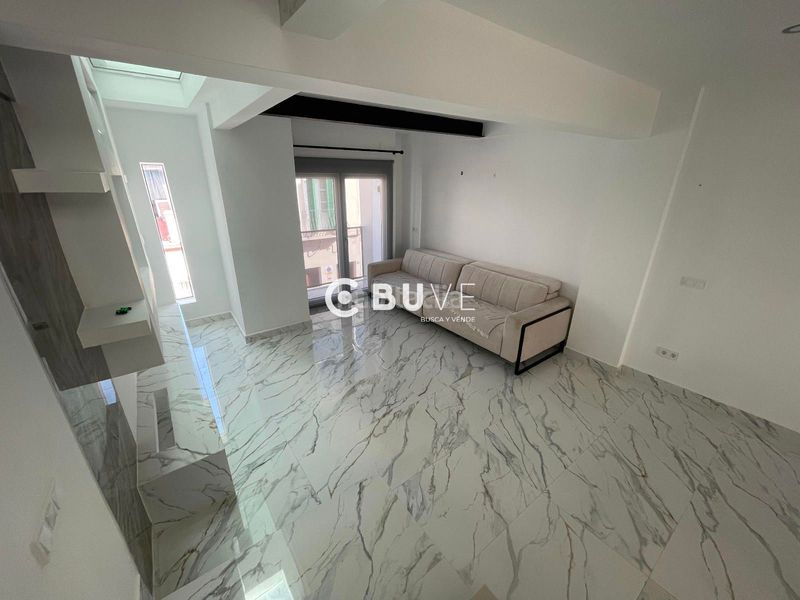 Foto a528f2e8-8b7a-4d54-87fc-963abd061592. Casa amb piscina a San Carlos - San José Sevilla
