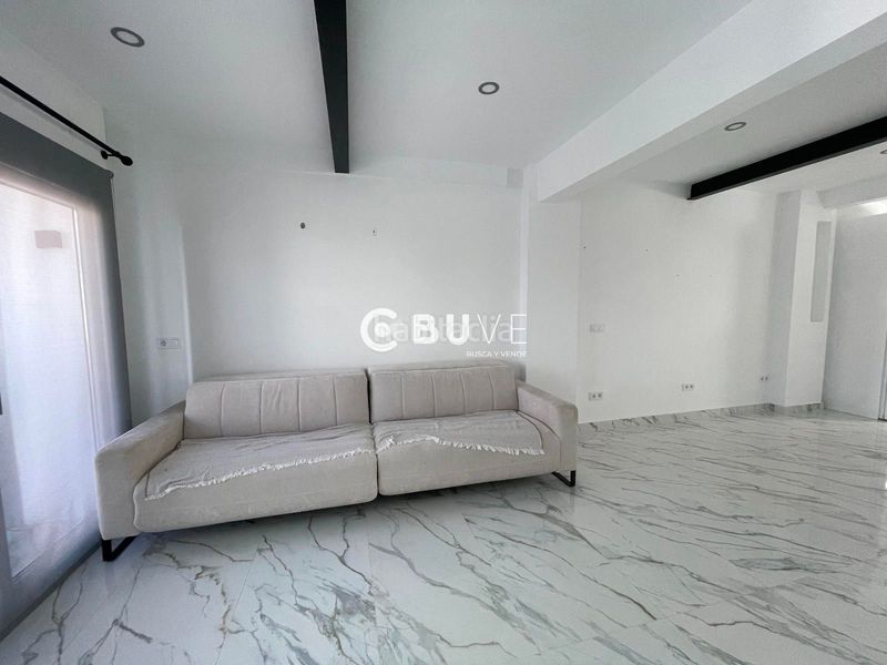 Foto ea994bef-a420-4ef7-b7e3-086d770c2ca8. Casa amb piscina a San Carlos - San José Sevilla