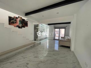 Haus  N/a. Se vende casa de tres plantas en santa justa la rosaleda