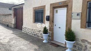 Haus  Aldealbar. Casa recien reformada en viloria del henar  para entrar a vivir.