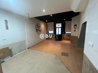 Etagenwohnung  Andres antelo. Se vende bajo uso redidencial en zona la torre  a coruña