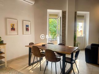 Flat  Lope de vega. Se vende piso en lope de vega sevilla 2 dormitorios y 2 baños