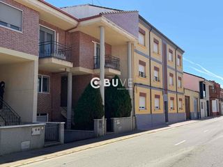 Casa adossada  Leon. Adosado valencia de don juan