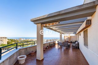 Àtic  Lora del rio,. Atico en una de las zonas más tranquilas de torremolinos