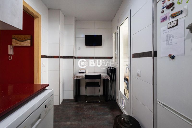 Foto 131cb1a8-4b3e-4d65-ae7c-c28545bc6c6b. Àtic amb calefacció aparcament a Covadonga Sabadell