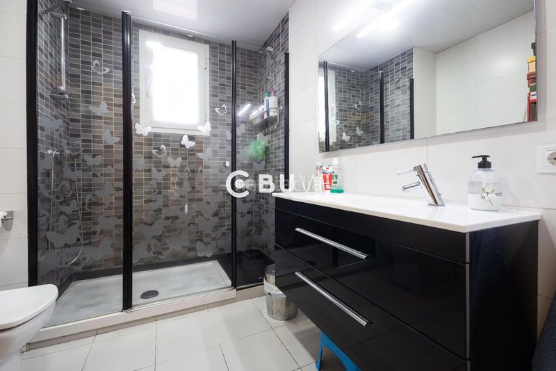 Foto b0aaefa1-7c3f-444b-a274-fea12943cc2c. Àtic amb calefacció aparcament a Covadonga Sabadell