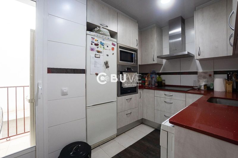 Foto c3a8301e-3676-44af-9e15-b2bc0ddb989f. Àtic amb calefacció aparcament a Covadonga Sabadell