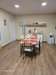 Casa  N/a. Casa totalmente reformada en socuéllamos  amplitud, confort y li