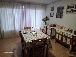 Maison  N/a. Casa totalmente reformada en socuéllamos  amplitud, confort y li