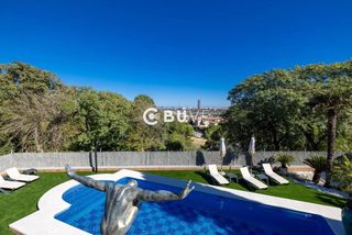 Casa a schiera  Villares altos. Chalet lujo en venta de 5 habitaciones en tomares sevilla