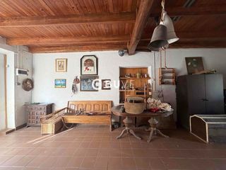 Haus  Real. Buve vende casa en golpejar con ref 46016