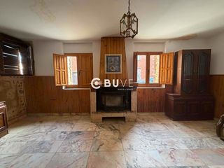Haus  Real. Buve vende casa en golpejar con ref 46016