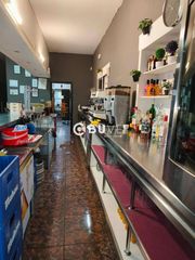 Edifici  Sauce. Se vende edificio con 2 viviendas  2 negocios  listo para funcio