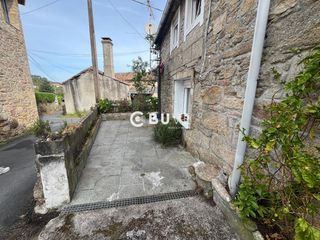Casa  Recebes. Se vende casa de piedara a reformar en coiros  a coruña