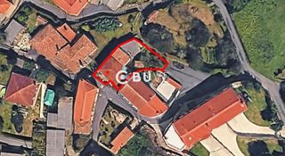Haus  Recebes. Se vende casa de piedra a reformar en coiros  a coruña