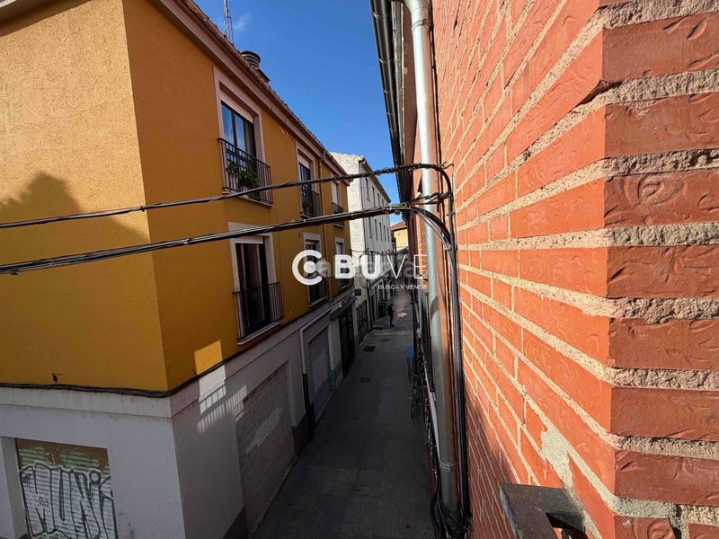 Foto edf2507a-fde3-4ad5-be7d-3d44e89a7556. Pis amb calefacció a Casco Antiguo León