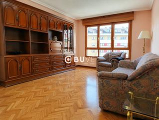 Appartement  Carlos casanueva varas. Buve vende piso en la floridavallobín
