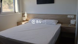 Chalet  N/a. Se vende chalet en petrer , alicante
