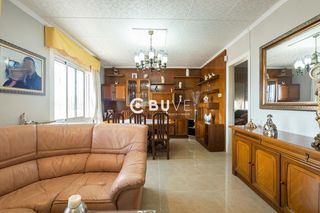 Chalet  N/a. Exclusivo chalet en les carpes abrera  con piscina y zona de oci