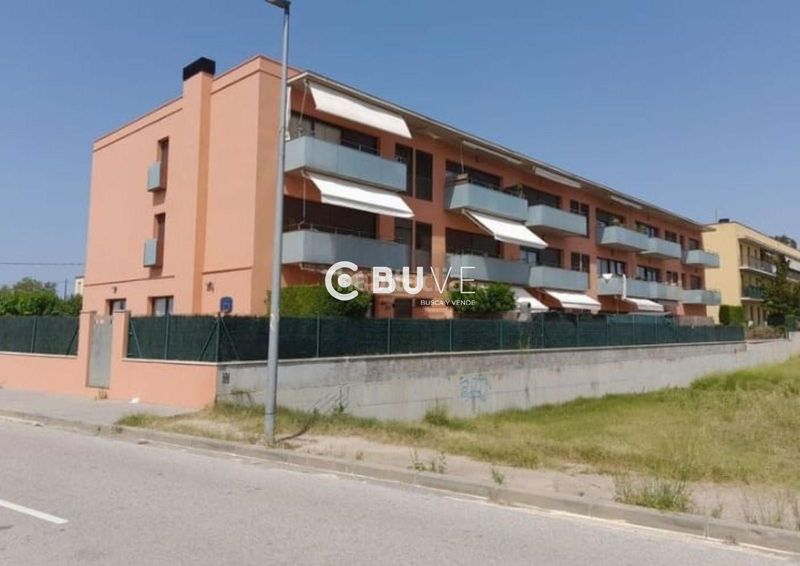 Foto 4ca2c710-e579-436f-b4f3-7501bb981656. Pis amb aparcament a Navata