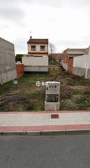 Fondo rustico  N/a. Parcela en venta en yuncos  175 m