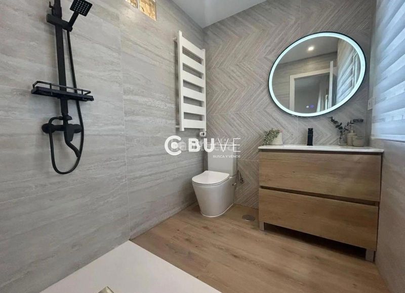 Foto b0427f8f-6328-4920-9658-18888f307b1b. Casa adossada a Ctra. Circunvalación - La Magdalena Jaén
