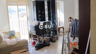 Pis  Juan belda pastor. Se vende 2 pisos en ontinyent para reformar.