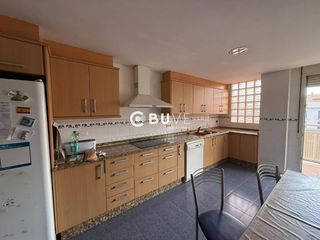 Duplex  Carinyena. Se vende ático dúplex con trastero y garaje en vilareal.