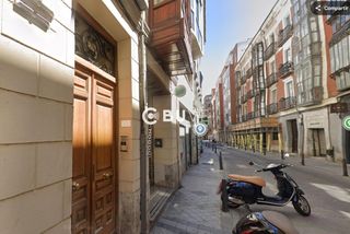 Lloguer Pis  N/a. Se alquila piso céntrico junto al campo grande, calle perú valla