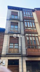 Lloguer Pis  N/a. Se alquila piso céntrico junto al campo grande, calle perú valla