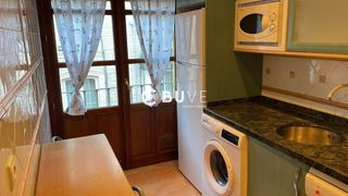 Rent Flat  N/a. Se alquila piso céntrico junto al campo grande, calle perú valla