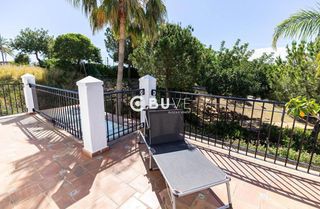 Xalet  Calipso,  hacienda san fernando. Chalet independiente reformado en benalmádena  piscina privada,