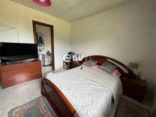 House  Travesia. Se vende casa en meirama  cerceda  a coruña