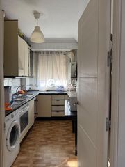 Pis  Nuestra señora de la oliva. Se vende piso de tres habitaciones en barriada de la oliva  sevi