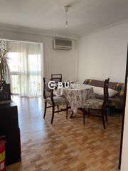 Pis  Nuestra señora de la oliva. Se vende piso de tres habitaciones en barriada de la oliva  sevi