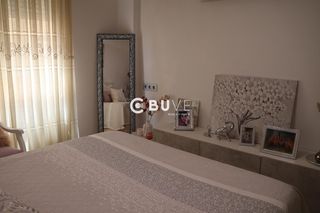 Etagenwohnung  Cardenal payá. Se  vende amplio piso en petrer con 2 plazas de garaje, 2 patios