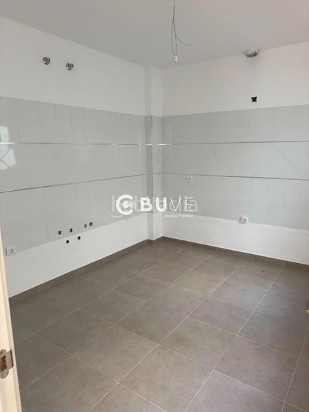 Foto 5f54d6e9-6668-4db9-b237-d40f7cced110. Casa adossada a Almonte Almonte