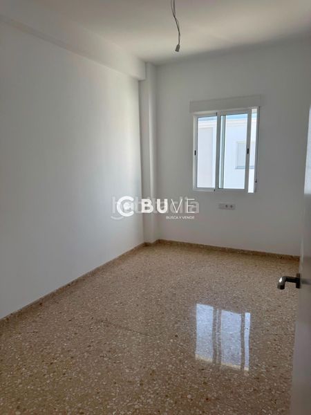 Foto afcc9ab7-dd4d-4806-ad69-b8c3c6582418. Casa adossada a Almonte Almonte