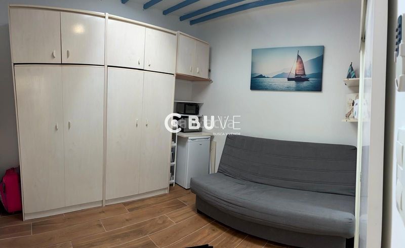 Foto d60f563e-f0e0-496d-9875-8d4dbbdf920f. Estudi amb calefacció a Centro - La Costilla Rota