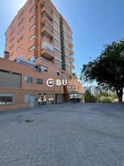Lloguer Local Comercial  Avenida de cordoba. Atractivo local  en venta  en zona comercial
