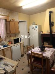 Casa  N/a. Gran oportunidad! amplia vivienda para reformar en pleno centro