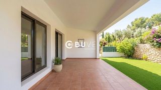 Chalet en Navas de Riofrío. Chalet independiente a estrenar en navas de riofrío