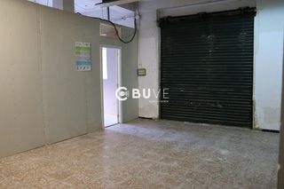 Business premise  Navarra. Se  vende local con gran potencial para convertir en dos viviend