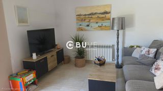 Semi detached house  N/a. Luz, amplitud y comodidad en un chalet listo para disfrutar en m