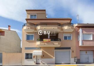 Casa  Jaume i. Amplia vivienda de 562 m con 7 habitaciones, 3 terrazas y ascens